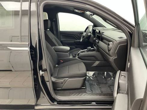 Certified 2023 Chevrolet Colorado Trail Boss w/ Technology Package AWD/4WD image 14