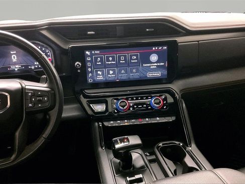 Used 2023 GMC Sierra 1500 AT4 w/ AT4 Premium Package image 10