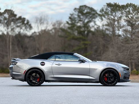 Used 2020 Chevrolet Camaro SS image 11