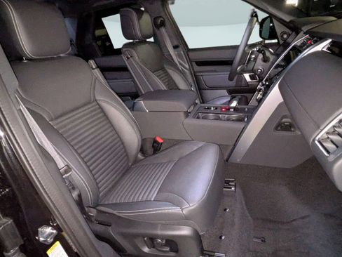 New 2026 Land Rover Discovery S AWD/4WD image 30