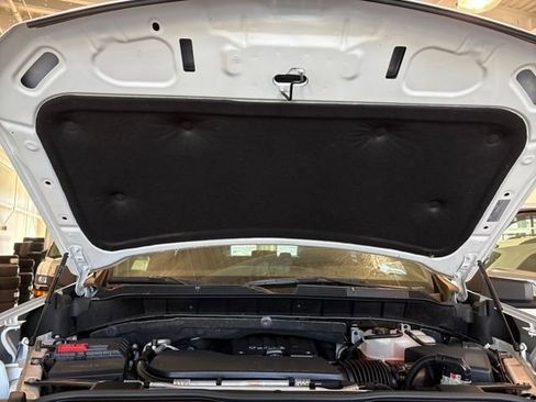 Used 2022 Chevrolet Silverado 1500 LT image 24