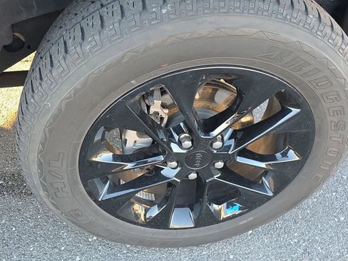 Used 2022 Jeep Wrangler Unlimited Sahara w/ Cold Weather Group image 57