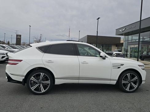 New 2026 Genesis GV80 3.5T e-SC image 2