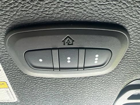Used 2020 Jeep Wrangler Unlimited Rubicon w/ Uconnect 4C Nav & Sound Group AWD/4WD image 33
