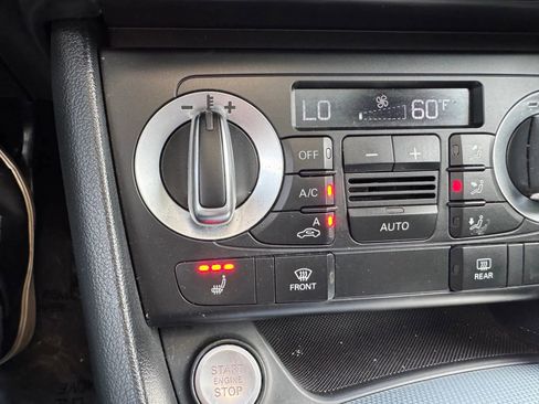 Used 2015 Audi Q3 2.0T Prestige w/ Prestige Package image 36