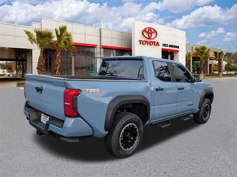 Used 2026 Toyota Tacoma TRD Off-Road image 5