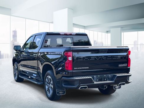 Used 2024 Chevrolet Silverado 1500 High Country w/ Technology Package AWD/4WD image 3