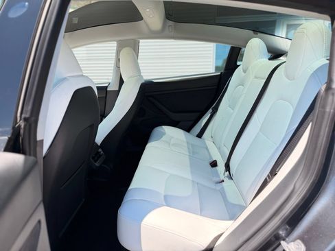 Used 2023 Tesla Model 3 Performance AWD/4WD image 15
