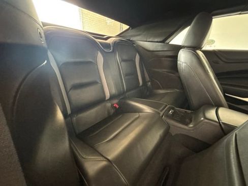 Used 2018 Chevrolet Camaro SS RWD image 25