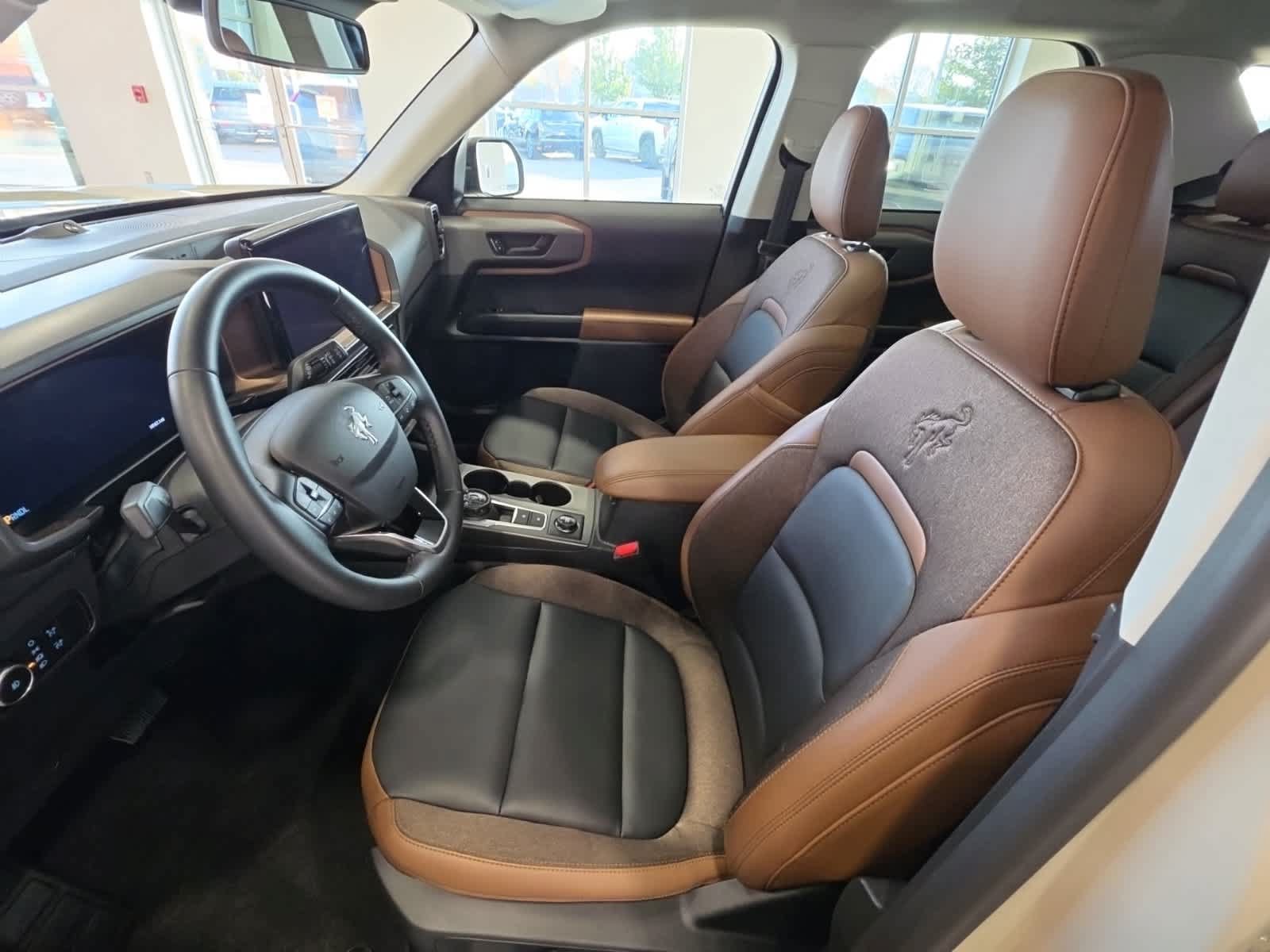 Used 2025 Ford Bronco Sport Outer Banks w/ Outer Banks Tech Package+ AWD/4WD image 19