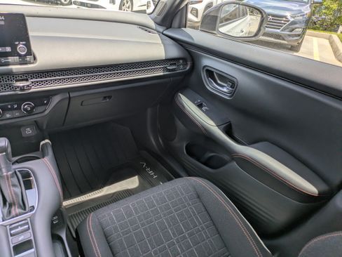 Used 2024 Honda HR-V Sport image 15
