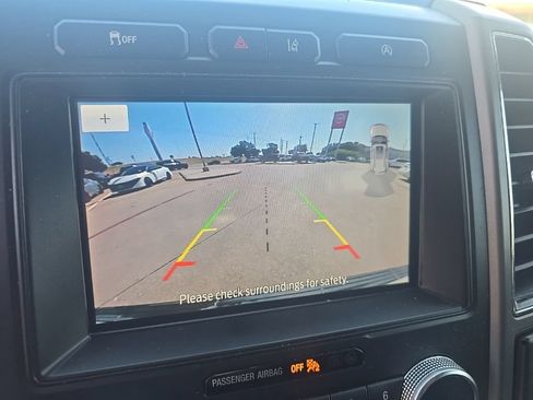 Used 2020 Ford Expedition XLT RWD image 17