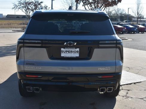 New 2026 Chevrolet Traverse High Country w/ LPO, Floor Liner Package image 6