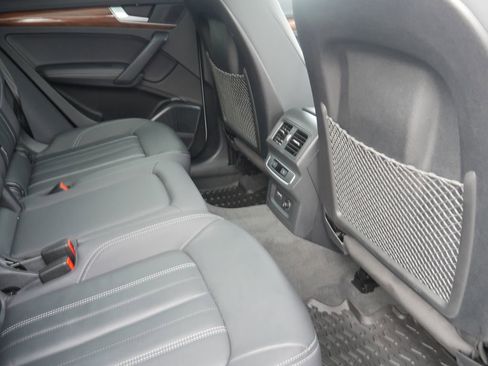 Certified 2022 Audi Q5 2.0T Premium Plus w/ Premium Plus Package image 37