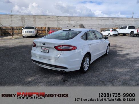 Used 2013 Ford Fusion SE FWD image 7