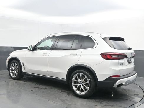 Certified 2022 BMW X5 sDrive40i w/ Premium Package image 5
