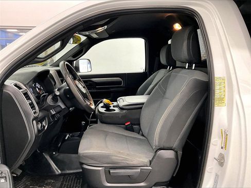 Used 2022 RAM 3500 Tradesman image 10