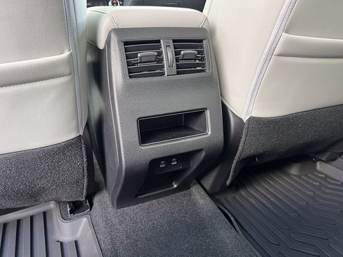 New 2026 Mitsubishi Outlander SE AWD/4WD image 30