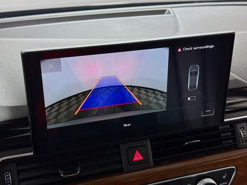 Used 2022 Audi A4 2.0T Premium image 2