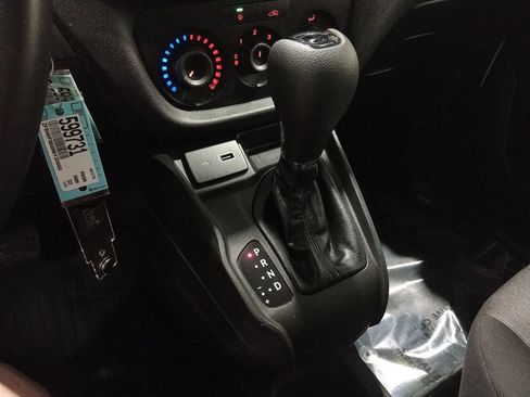 Used 2022 RAM ProMaster City Tradesman w/ Window Group 05 FWD image 23