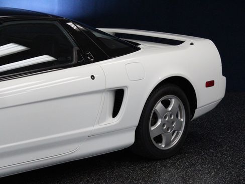 Used 1993 Acura NSX image 9