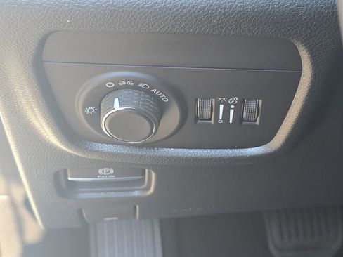 New 2026 Jeep Grand Cherokee L Laredo AWD/4WD image 28