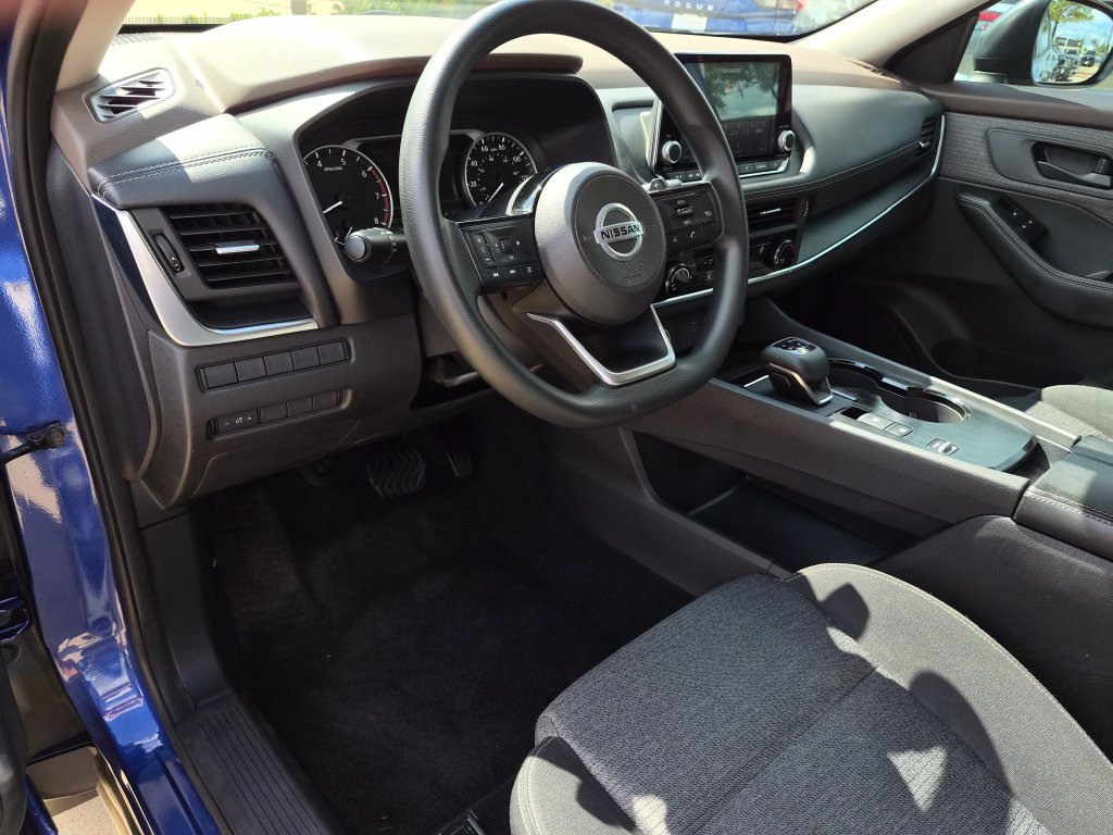 Used 2021 Nissan Rogue S FWD image 15