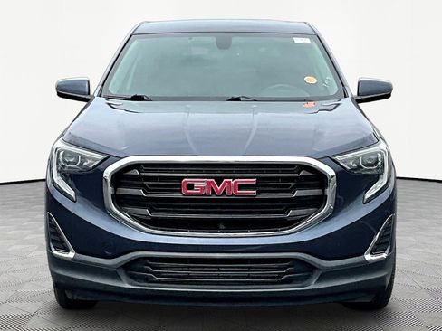 Used 2018 GMC Terrain SLE FWD image 2