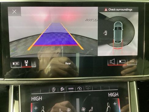 Certified 2023 Audi Q8 Premium Plus w/ Premium Plus Package image 24