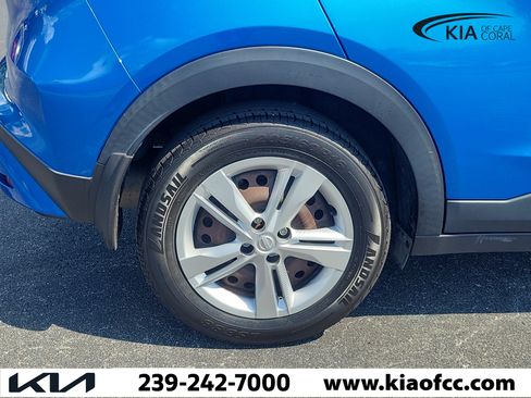 Used 2023 Nissan Kicks S FWD image 9