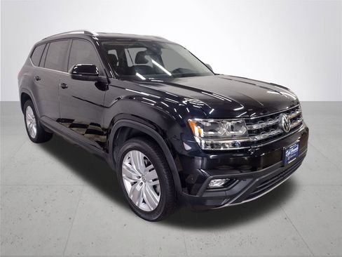 Used 2019 Volkswagen Atlas SE w/ Towing Package image 4