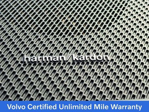 Certified 2023 Volvo XC60 T8 Plus image 24