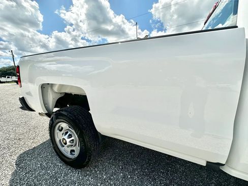 Used 2018 Chevrolet Silverado 2500 W/T RWD image 15