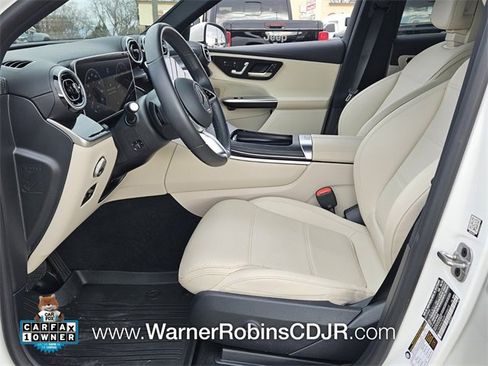 Used 2024 Mercedes-Benz GLC 300 image 5