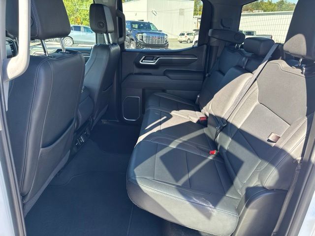 Used 2025 GMC Sierra 1500 SLT AWD/4WD image 29