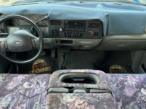 Used 2004 Ford F350 XLT image 13