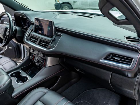 Used 2022 Chevrolet Tahoe RST w/ Sport Performance Package image 17