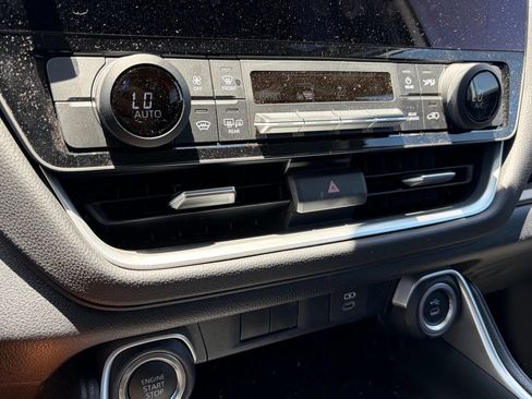 Used 2026 Toyota Grand Highlander FWD image 9