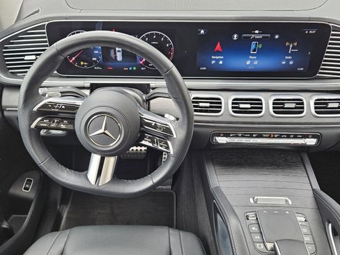 Certified 2026 Mercedes-Benz GLS 450 4MATIC image 10