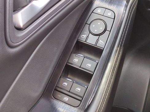 Used 2024 Nissan Rogue SV image 22