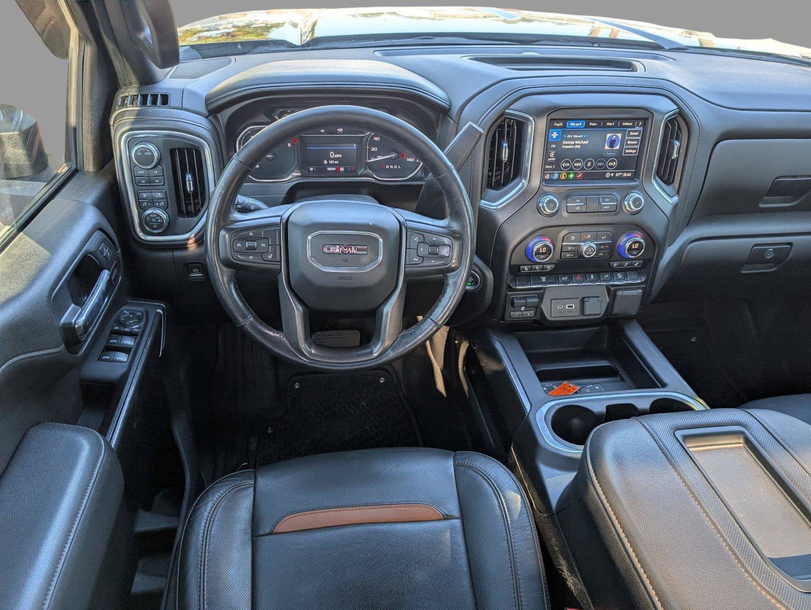 Used 2022 GMC Sierra 2500 AT4 w/ Gooseneck/5TH Wheel Package AWD/4WD image 32