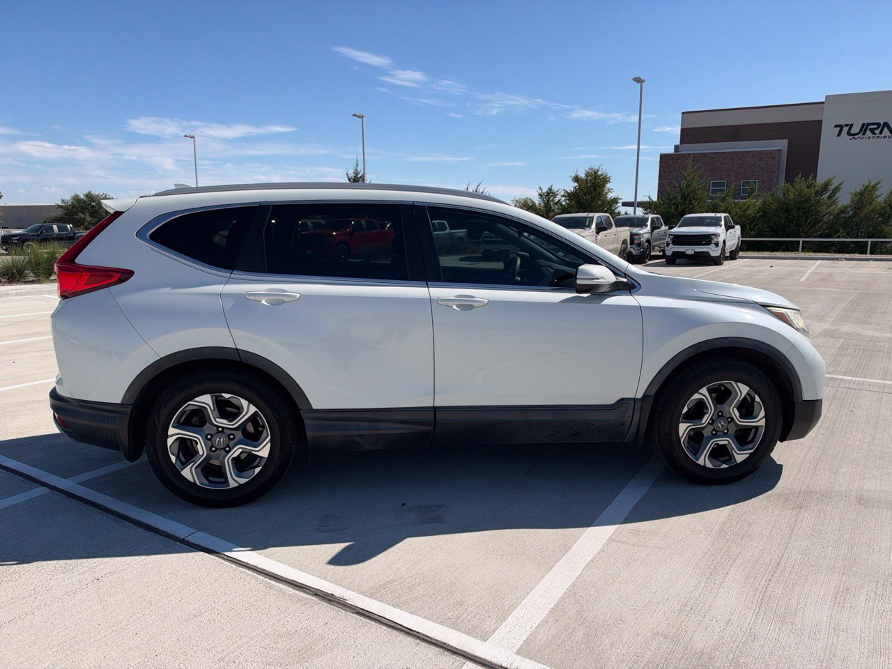 Used 2017 Honda CR-V EX image 4