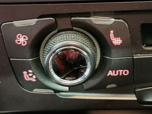 Used 2009 Audi A4 2.0T Premium Plus AWD/4WD image 18