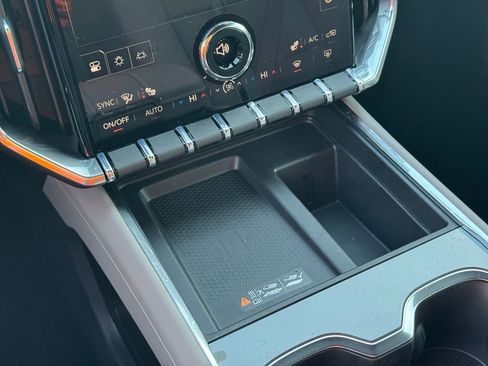 New 2026 GMC Acadia Elevation image 31