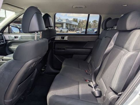 Used 2024 Hyundai Santa Fe SE image 13