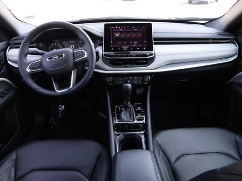 Used 2025 Jeep Compass Limited AWD/4WD image 20