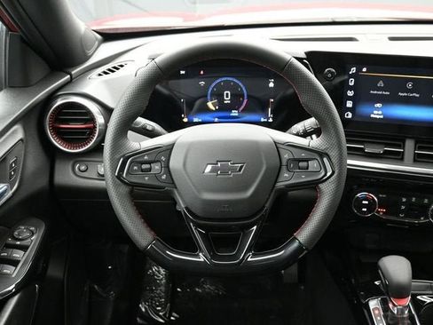 New 2026 Chevrolet Trax RS w/ Sunroof Package FWD image 23