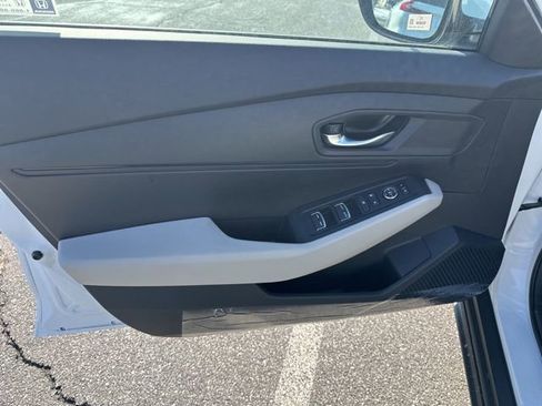 New 2026 Honda Accord LX image 16