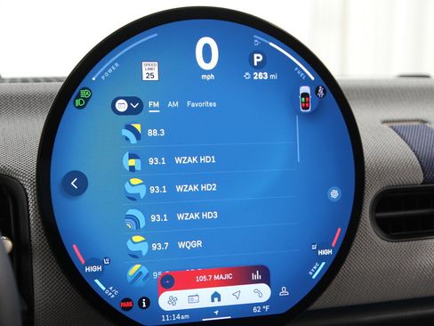 Certified 2025 MINI Cooper S image 11