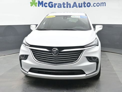 Used 2024 Buick Enclave Premium image 5